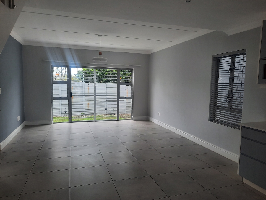 To Let 3 Bedroom Property for Rent in Langeberg Heights Western Cape